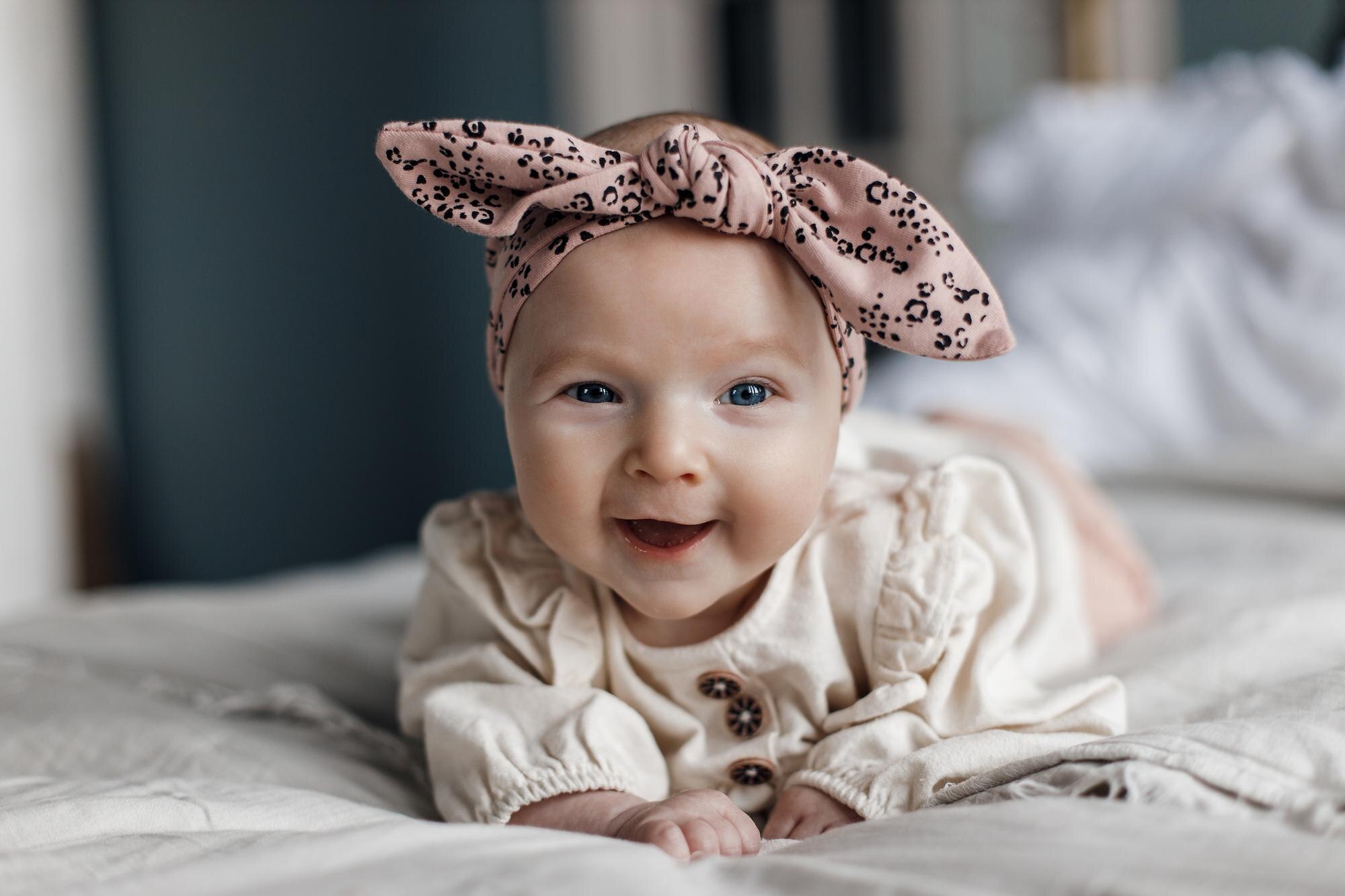 Tout savoir sur les vêtements bébé fille - Blog bébé