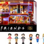 Le coffret Polly Pocket Friends comprend 6 figurines à l'image des personnages emblématiques de ce sitcom.